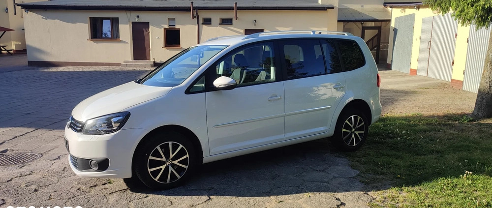 Volkswagen Touran cena 29900 przebieg: 251000, rok produkcji 2011 z Grudziądz małe 137